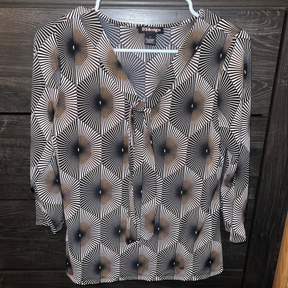 Elegant business blouse.